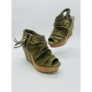 Big BUDDHA Wedge Army Green Shoes Women's Sz 9.5 Olive Gorpcore Girlie Sandal
